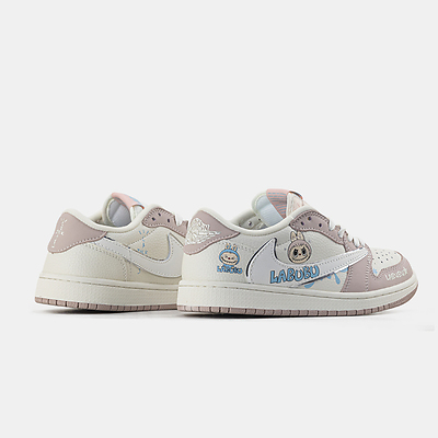 Jordan 1 Retro Low x Travis Scott x Labubu Pink (Розовый) - фото 9 