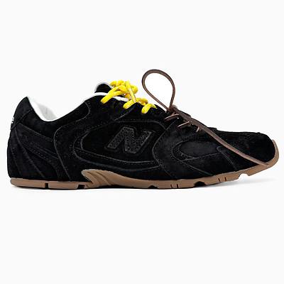 New Balance 530 x Miu Miu Black Suede (Черный) - фото 1 Hypebery