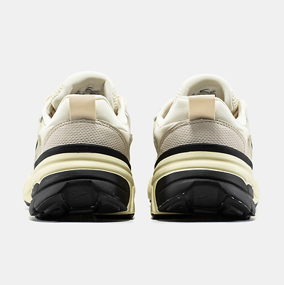 Nike V2K Runtekk Beige Black (Бежевый) - фото 5 