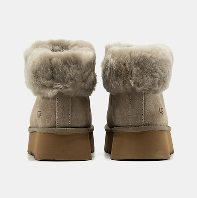 UGG Funkette Boots Grey Taupe (Бежевый) - фото 5 
